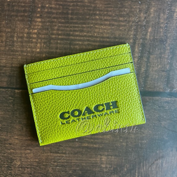 NWT Coach Leather Card Case Key Lime Color - Picture 4 of 4